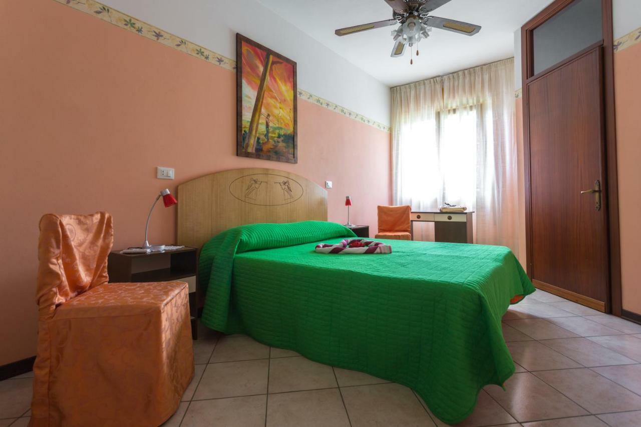 B&B Da Zio Gianni Fratta Polesine Luaran gambar